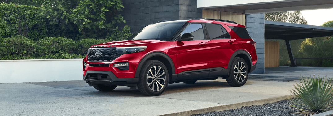 2023 Ford Explorer from the side